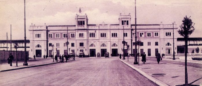 IERI/OGGI: STAZIONE FERROVIARIA