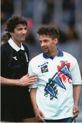 Treossi con Roberto Baggio durante un’amichevole della Nazionale