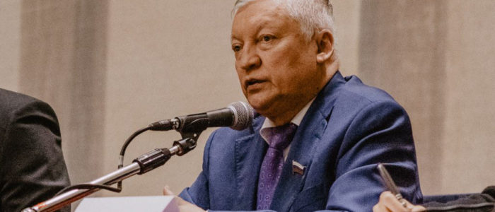 ANATOLIJ KARPOV